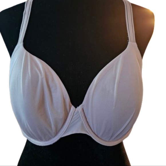 Victoria's Secret Beige Underwire Bra - Picture 1 of 3